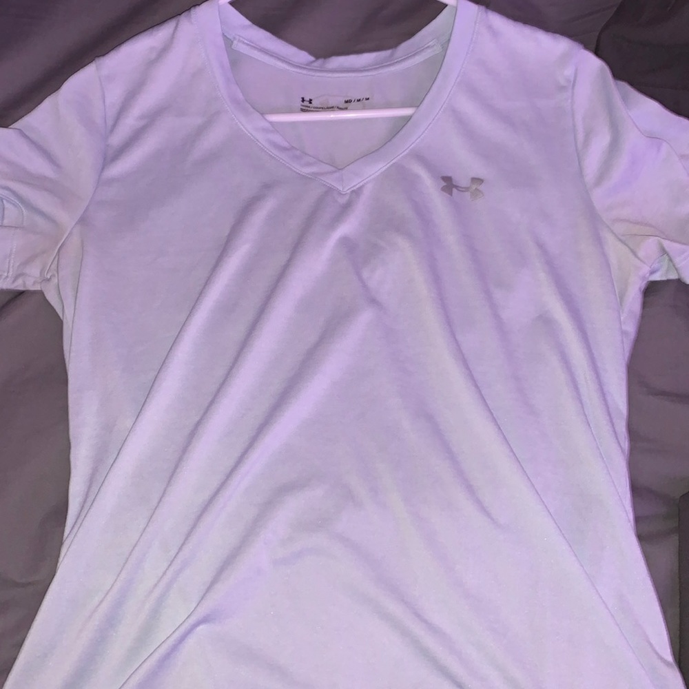 Workout sweat wicking top-UNDER ARMOR